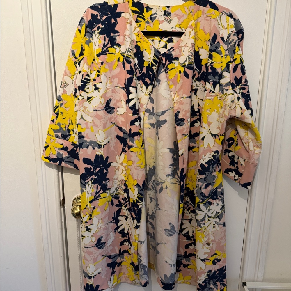 Statement Piece! Vintage Floral Kimono Jacket